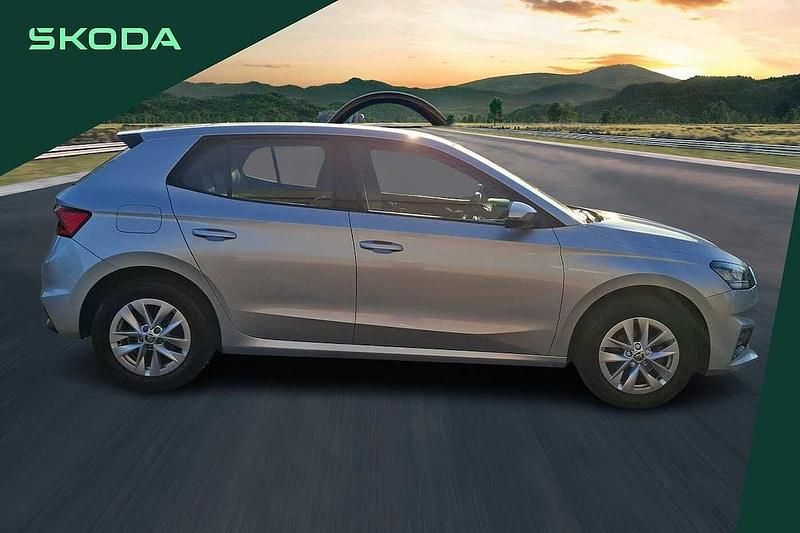 Used Skoda Fabia Comfort 94 HP (69 kW) 2024 Silver Hatchback