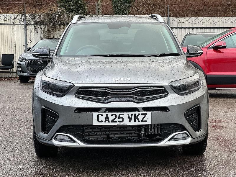 New Kia Stonic GT-Line 98 HP (72 kW) 2025 Grey SUV
