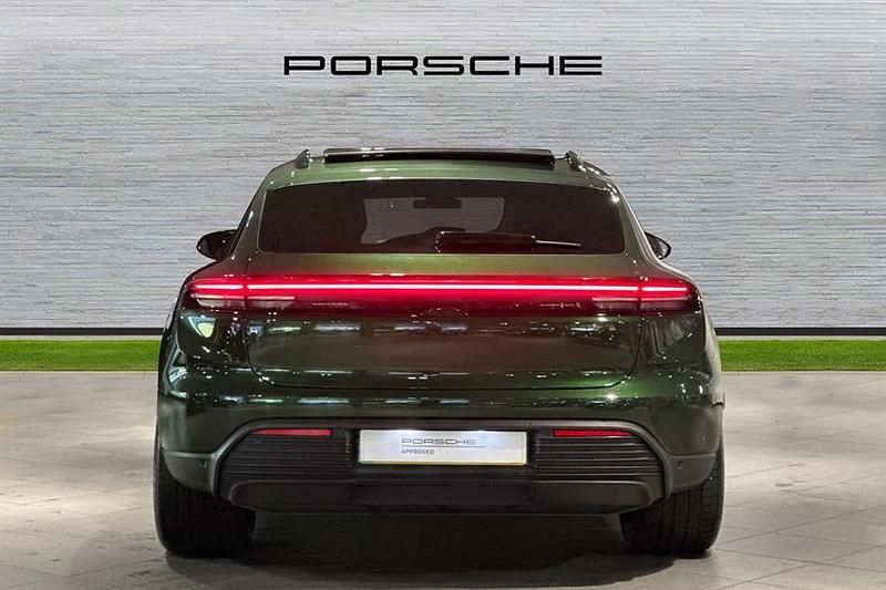 Used Porsche Macan 300 kW (408 HP) 2025 Oak green neo SUV