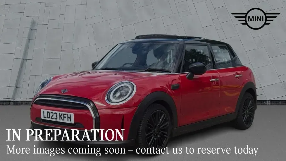 Used Mini Cooper Exclusive 134 HP (98 kW) 2023 Red Hatchback