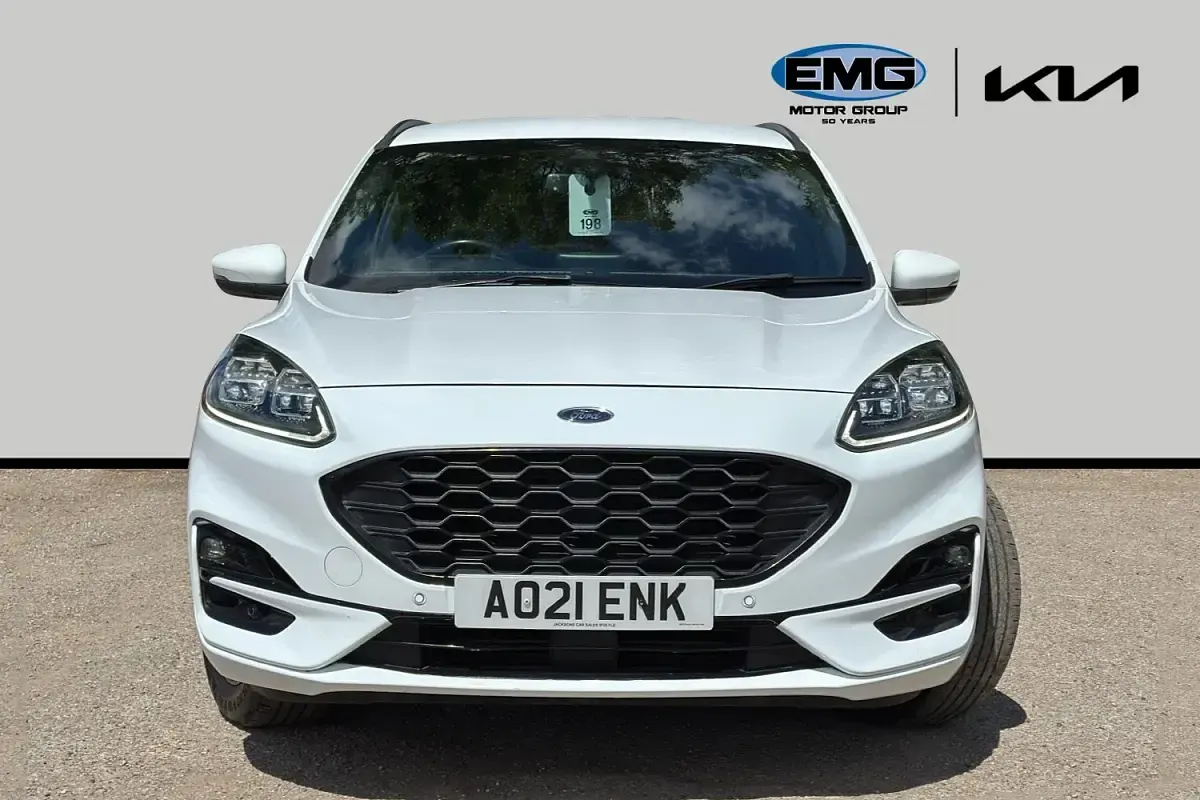 Used Ford Kuga ST-Line 120 HP (88 kW) 2021 White SUV