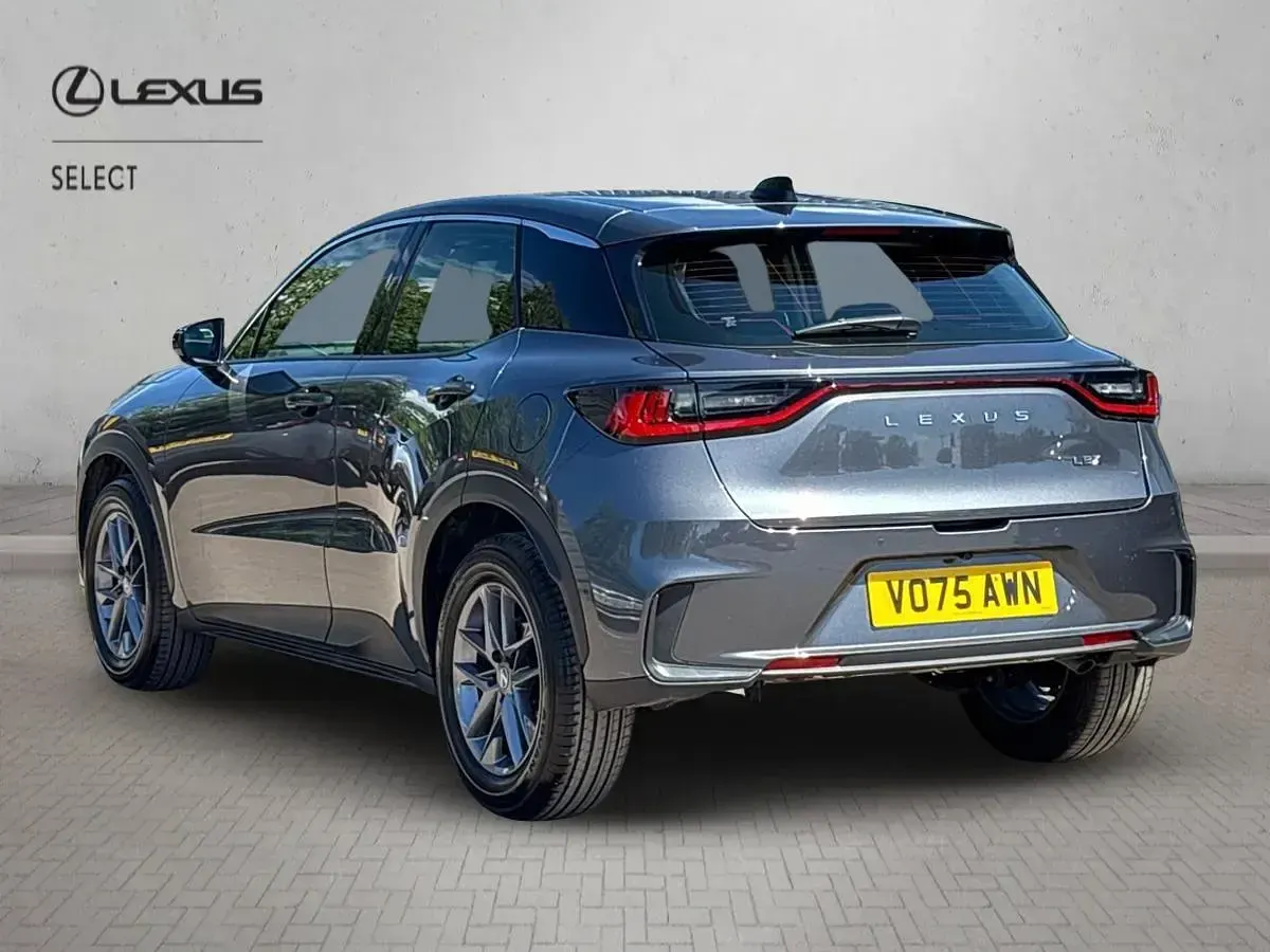 Used Lexus LBX 136 HP (100 kW) 2025 Grey SUV