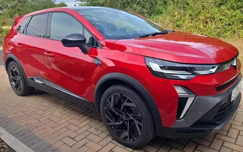 Used Renault Symbioz Iconic Esprit Alpine 143 HP (105 kW) 2025 SUV