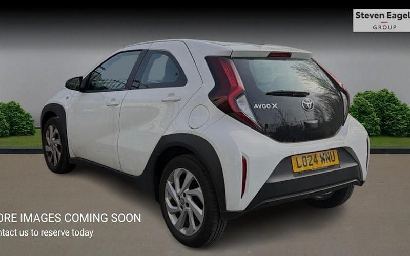 Used Toyota Aygo X PURE 72 HP (52 kW) 2025 SUV