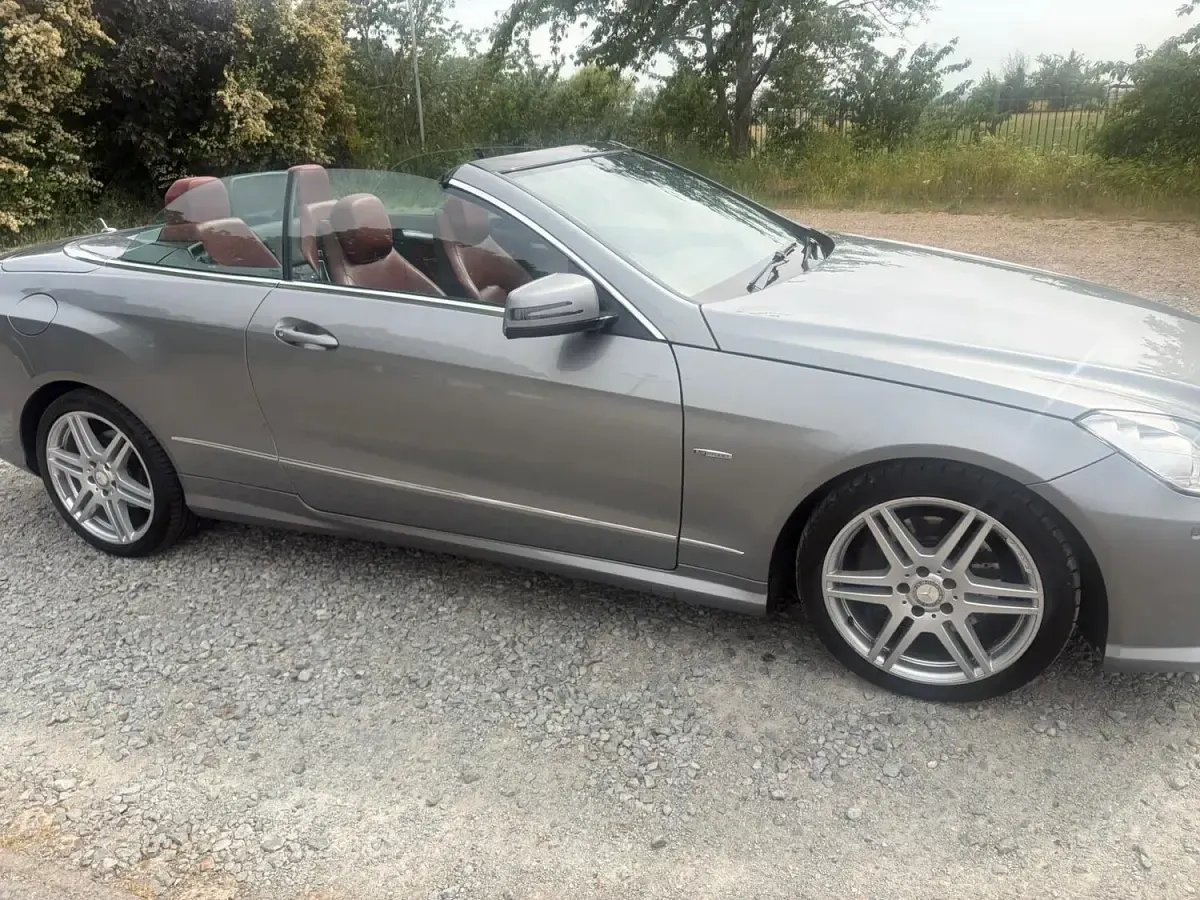 Used Mercedes E350 265 HP (194 kW) 2011 Silver Cabriolet