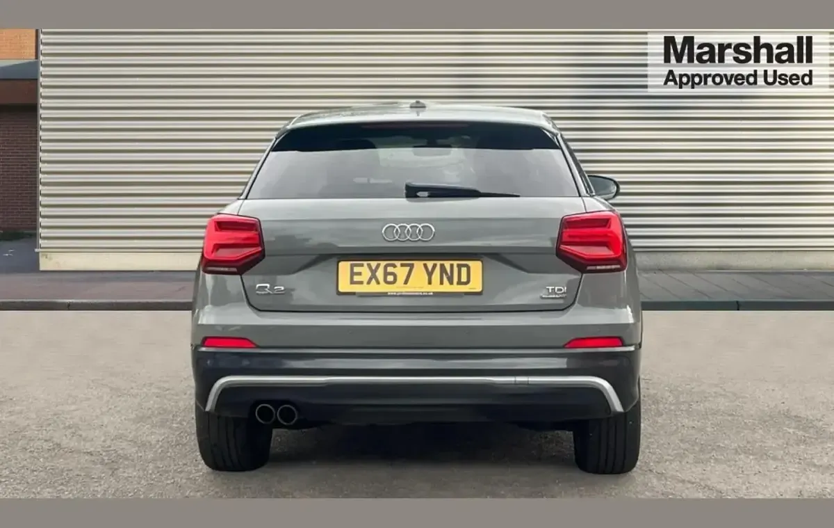 Used Audi Q2 Advanced Plus 150 HP (110 kW) 2017 Grey SUV