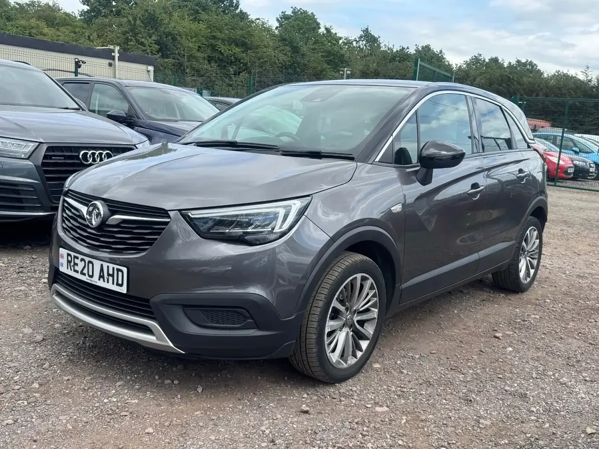 Used Vauxhall Crossland X 130 HP (95 kW) 2020 Grey SUV