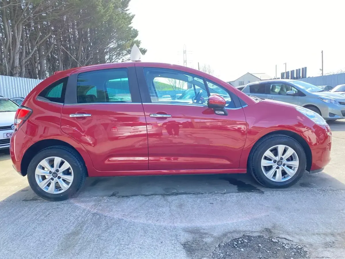 Used Citroën C3 Platinum 2015 Red SUV