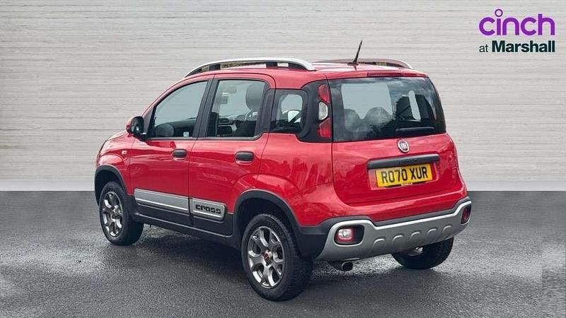 Used Fiat Panda Cross Cross 90 HP (66 kW) 2020 Red Hatchback