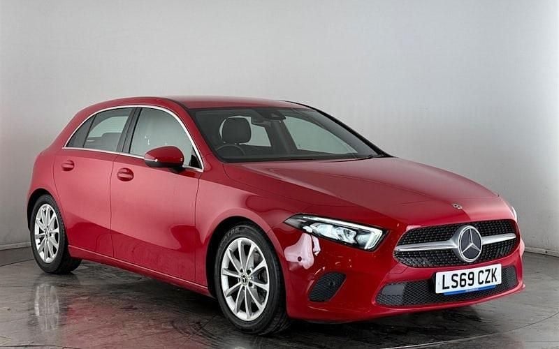 Usado Mercedes A180 Executive 136 HP (100 kW) 2019 Citadino