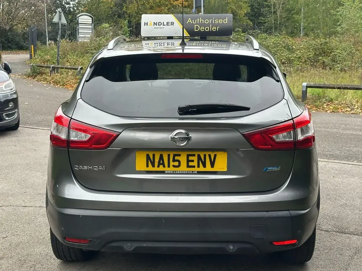 Used Nissan Qashqai Tekna 110 HP (80 kW) 2015 Grey SUV