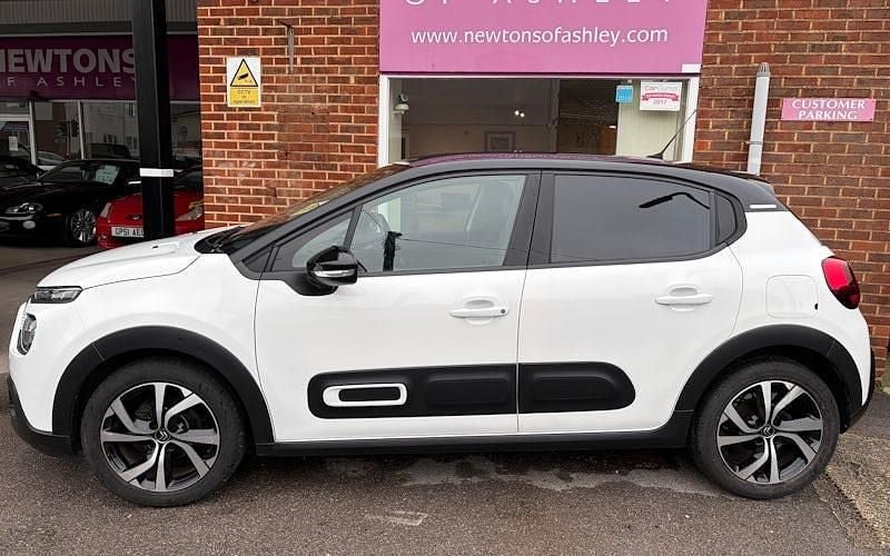 Used Citroën C3 Flair 110 HP (80 kW) 2020 White Hatchback