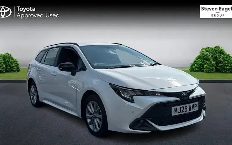 Used Toyota Corolla 140 HP (102 kW) 2025 Estate