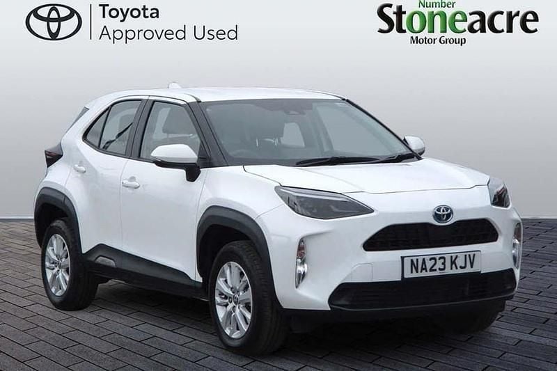 Used 2023 Toyota Yaris Hybrid SUV | £20,750 (Good price) - Image 1/1