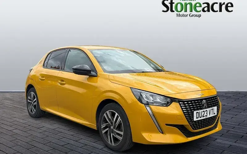 Used Peugeot 208 Allure+ 131 HP (96 kW) 2023 Hatchback