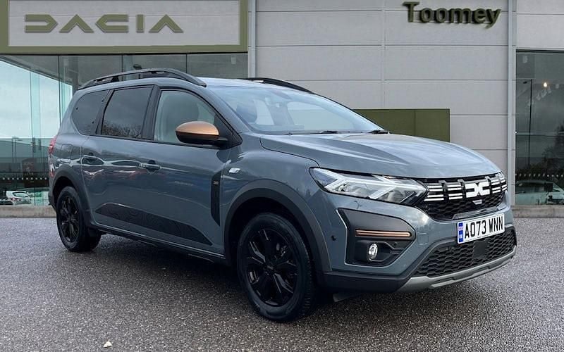 Used 2025 Dacia Jogger Extreme MPV | £19,790 (Fair price) - Image 1/4