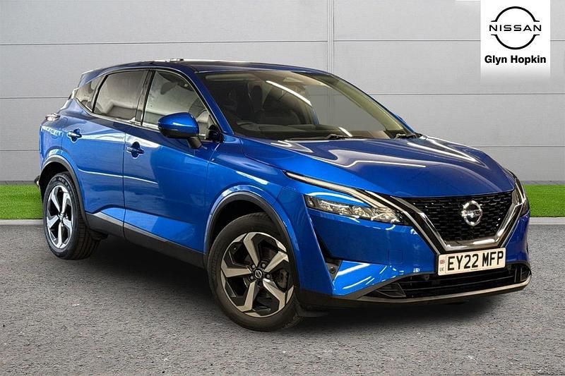 Blue Used 2022 Nissan Qashqai N-Connecta SUV | £14,971 (Good price) - Image 1/4