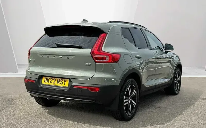 Used Volvo XC40 Plus 163 HP (119 kW) 2026 SUV