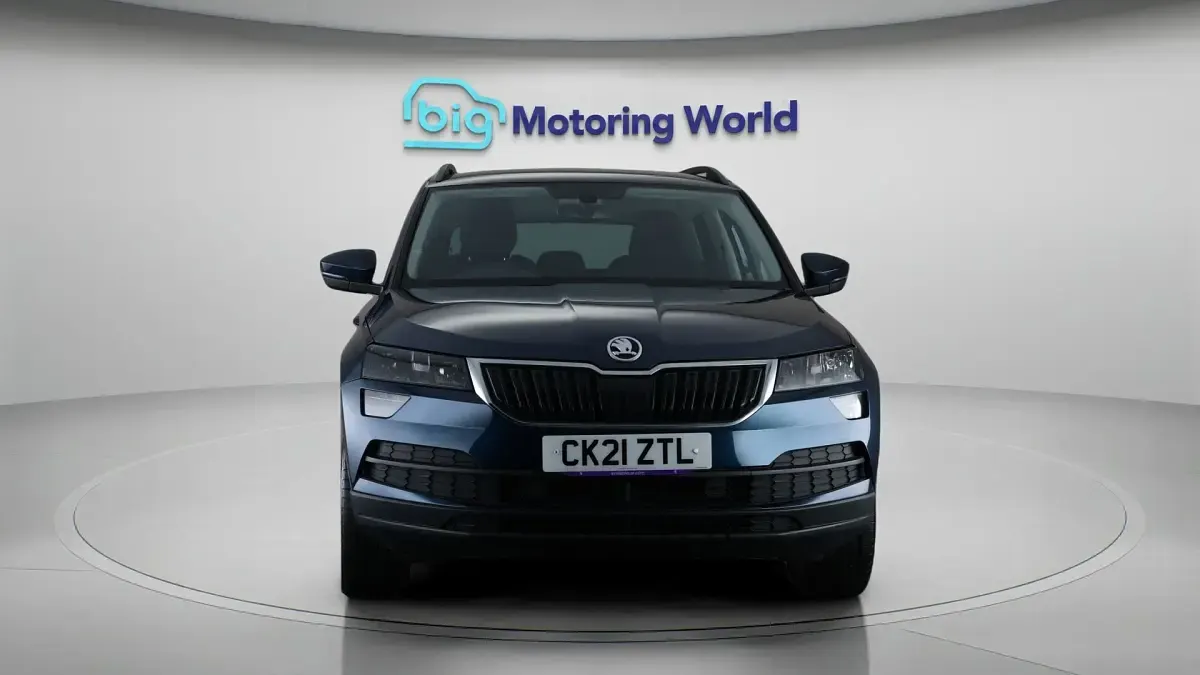 Used Skoda Karoq SE 109 HP (80 kW) 2021 Blue SUV