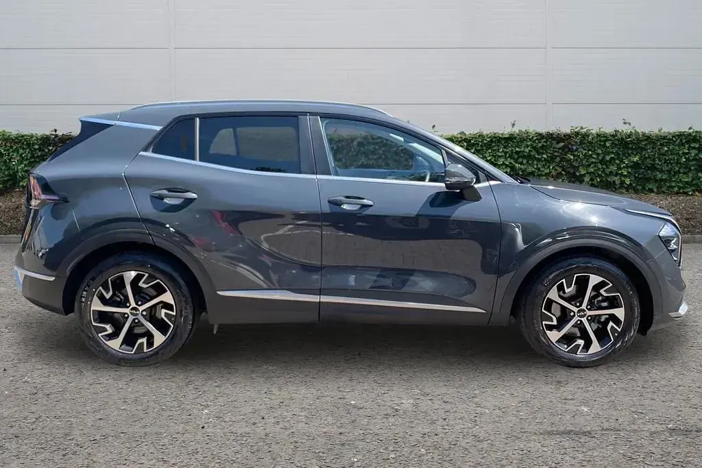 Used Kia Sportage 136 HP (100 kW) 2025 Grey SUV