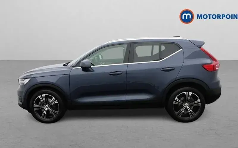 Usado Volvo XC40 Inscription 197 HP (144 kW) 2020 Azul SUV