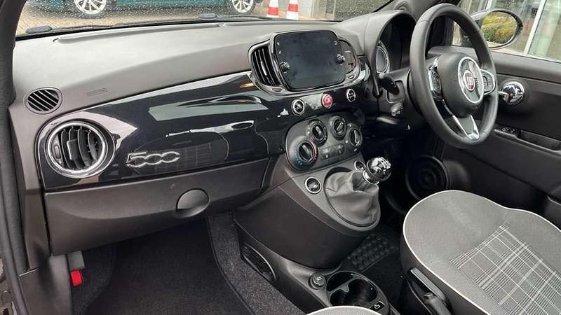 Used Fiat 500 Dolcevita 70 HP (51 kW) 2021 Black Hatchback