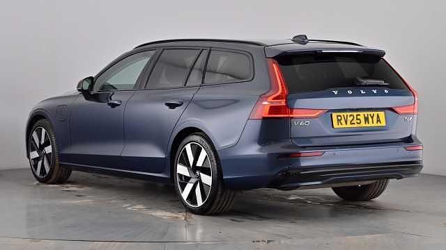 Used Volvo V60 Plus 350 HP (257 kW) 2025 Denim blue Estate