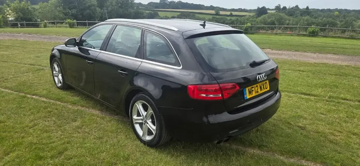 Used Audi A4 143 HP (105 kW) 2012 Black Estate