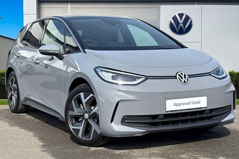 Grey Used 2024 VW ID.3 Pro Hatchback | £25,280 (Good price) - Image 1/4