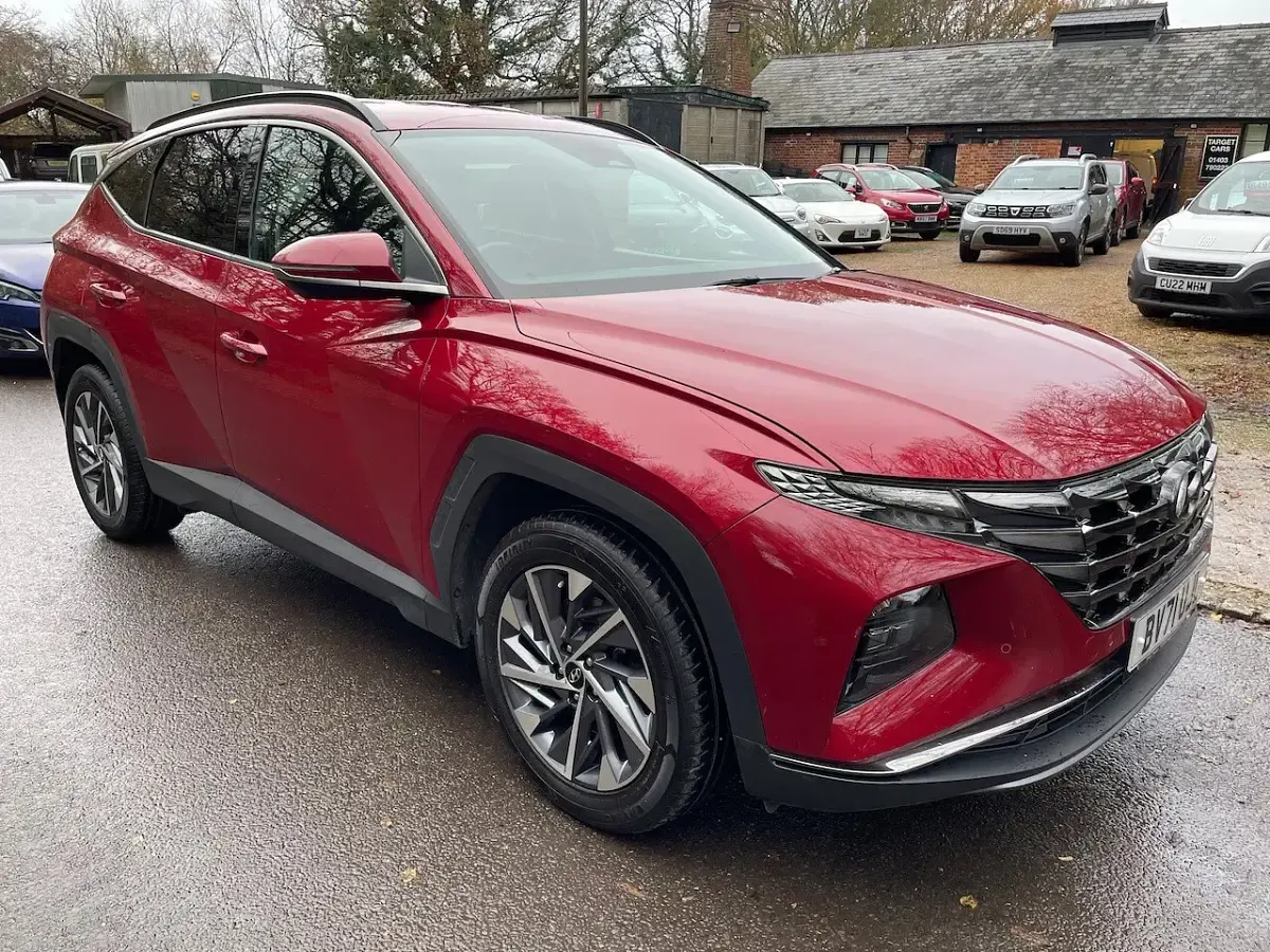 Used Hyundai Tucson Premium 150 HP (110 kW) 2021 Red SUV