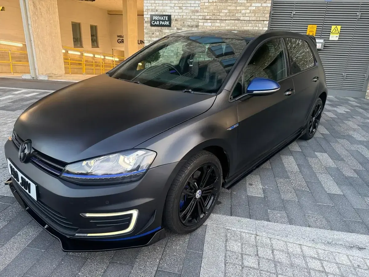 Used VW Golf VII GTE 204 HP (150 kW) 2015 Black Hatchback