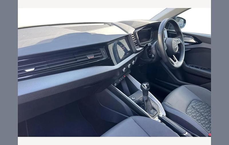 Used Audi A1 Sport 110 HP (80 kW) 2022 Black SUV