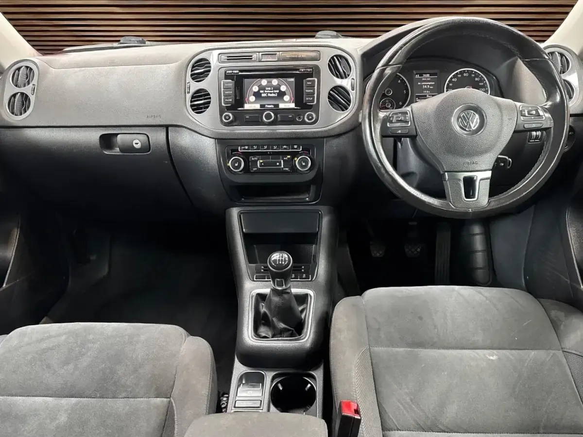 Used VW Tiguan Match 177 HP (130 kW) 2014 Red SUV