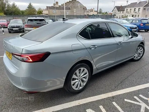 New Skoda Superb SE Technology 150 HP (110 kW) 2025 Silver Hatchback