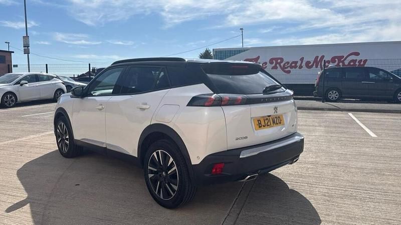 Used Peugeot 2008 Premium 129 HP (94 kW) 2021 Yellow SUV