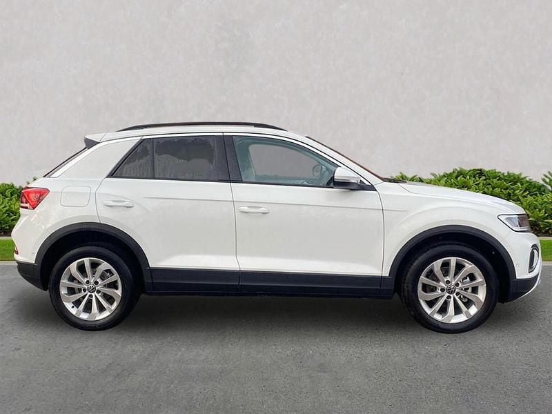 Used VW T-Roc Match 115 HP (84 kW) 2025 White SUV