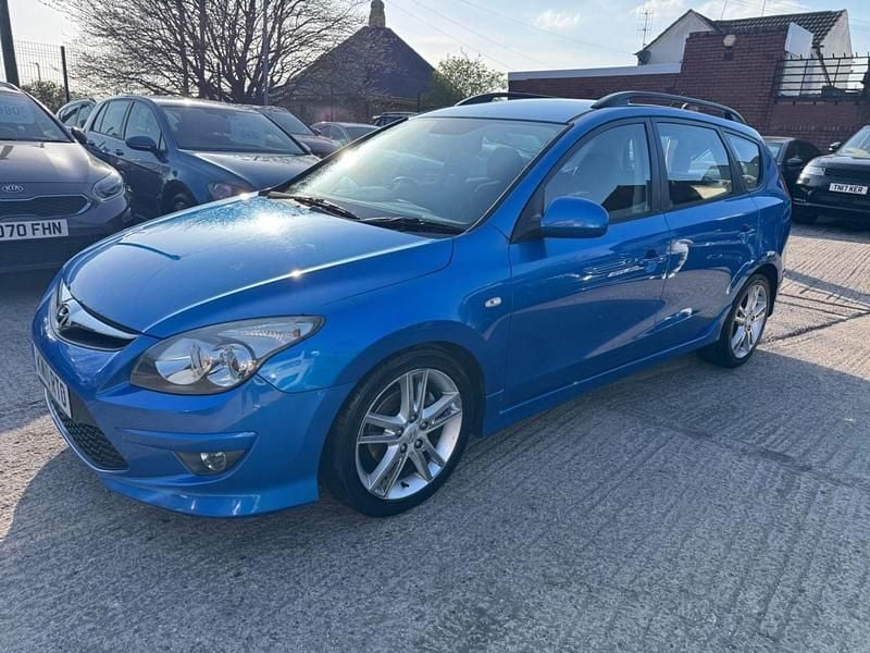 Used Hyundai i30 Premium 2010 Blue Estate