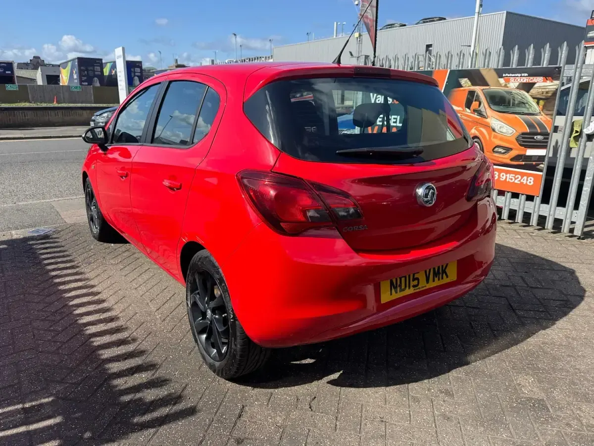 Used Vauxhall Corsa 69 HP (50 kW) 2015 Red Hatchback