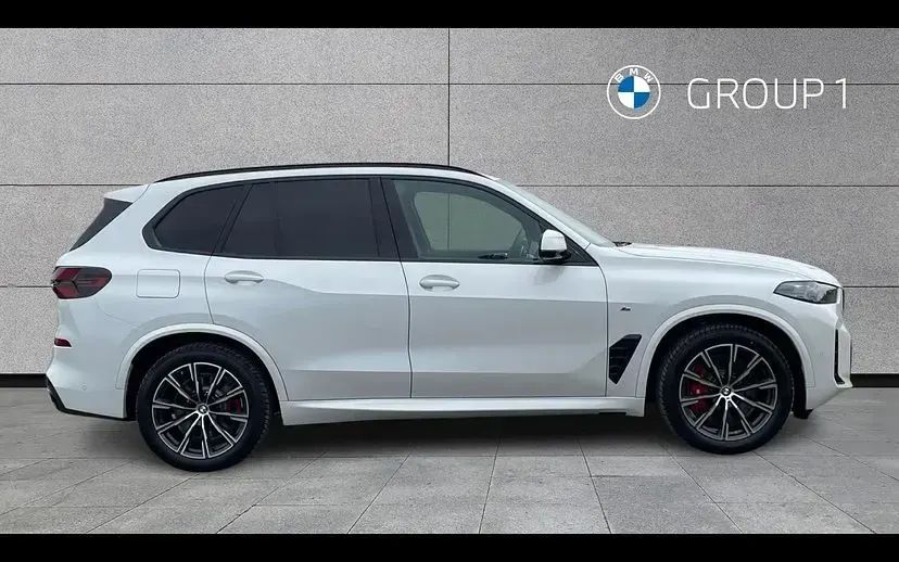Used BMW X5 M Sport 482 HP (354 kW) 2026 Mineral white SUV