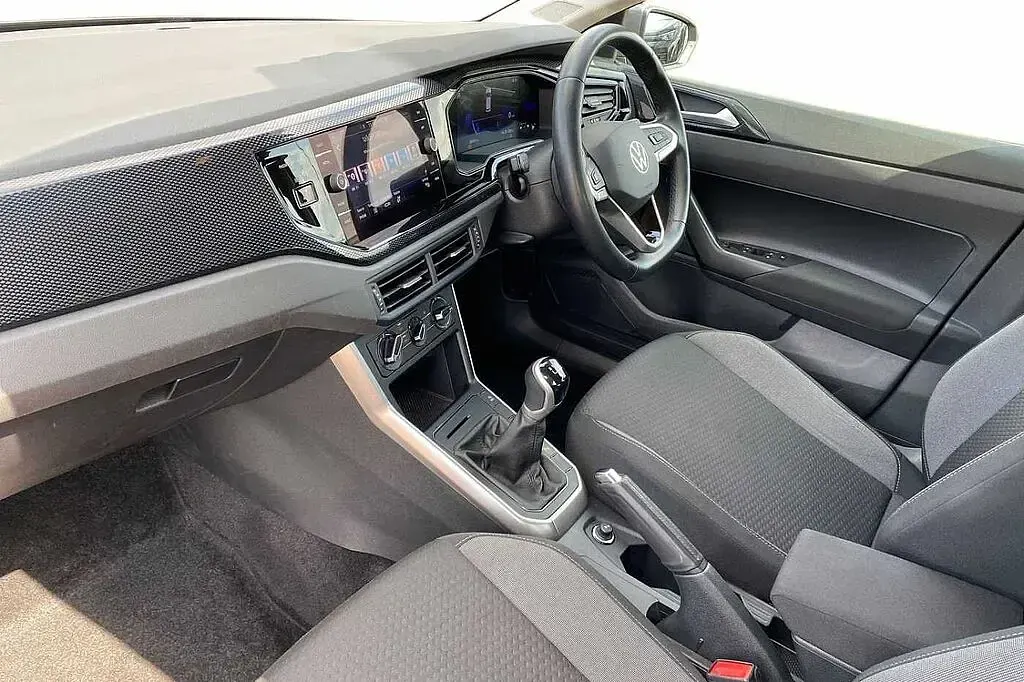 Used VW Polo Life 95 HP (69 kW) 2023 Grey Hatchback