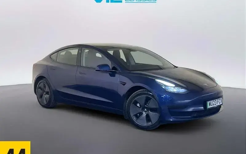 Used Tesla Model 3 Standard Range 180 kW (245 HP) 2023 Sedan