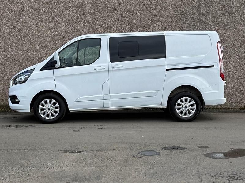 Used Ford Transit Custom Limited 130 HP (95 kW) 2022 White Van