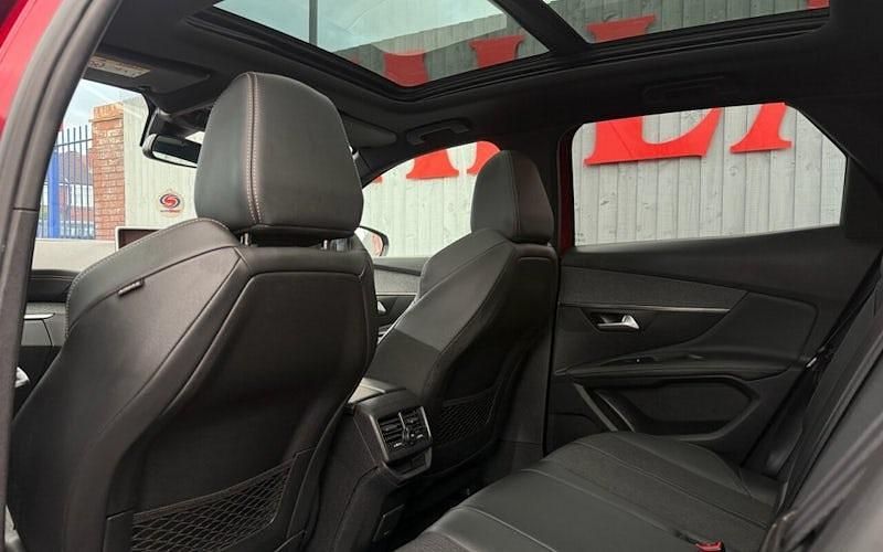 Used Peugeot 3008 Premium 131 HP (96 kW) 2020 Estate