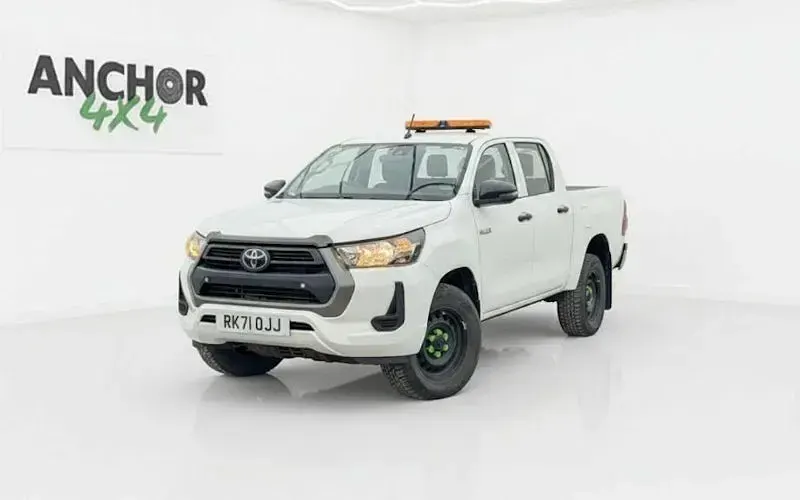 Used Toyota HiLux Active 150 HP (110 kW) 2021 Pickup