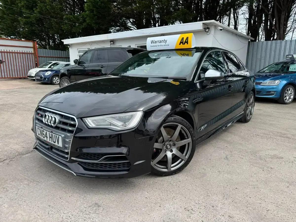 Used Audi S3 300 HP (220 kW) 2014 Red Sedan