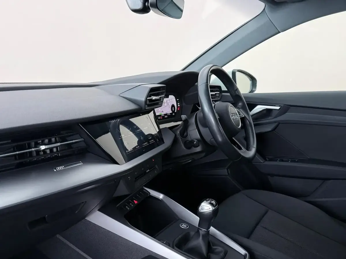 Used Audi A3 Sportback 110 HP (80 kW) 2023 White Hatchback