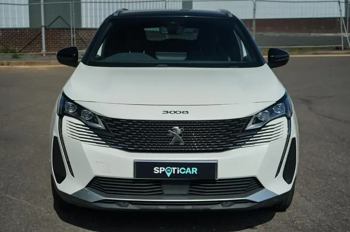 Used Peugeot 3008 GT 129 HP (94 kW) 2022 White SUV
