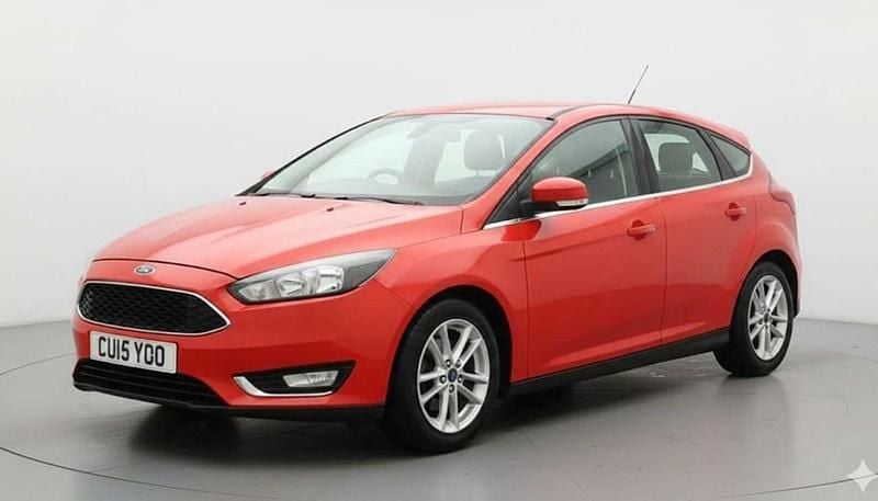 Used Ford Focus Zetec 2015 Red Hatchback