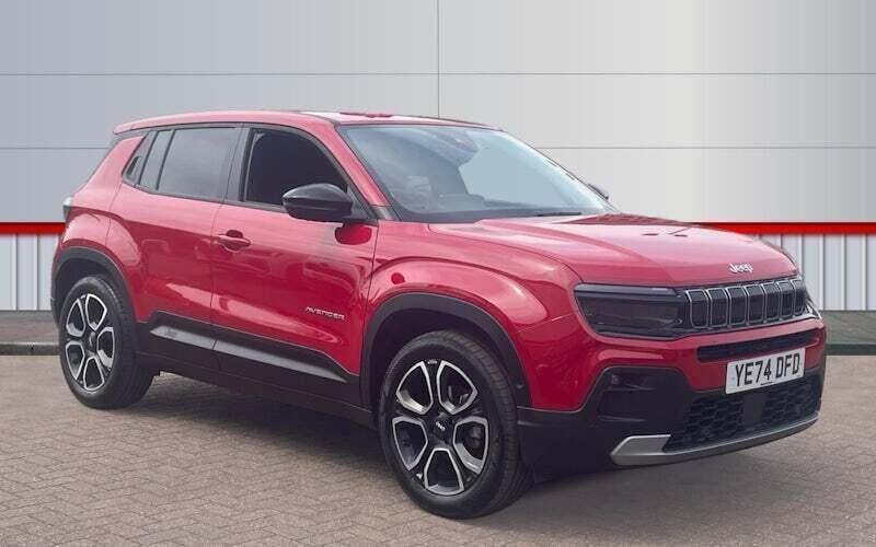 Used 2025 Jeep Avenger Summit SUV | £21,407 (Good price) - Image 1/4