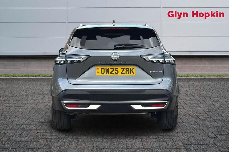 Used Nissan Qashqai Tekna 190 HP (139 kW) 2025 Grey SUV